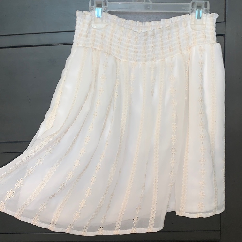 Skirt with pockets